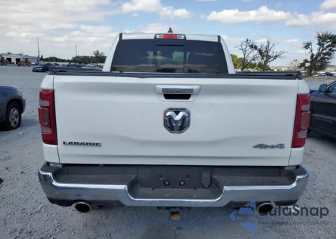2020 Ram 1500 Laramie z USA, uszkodzony, nr VIN 1C6SRFJT2LN217798